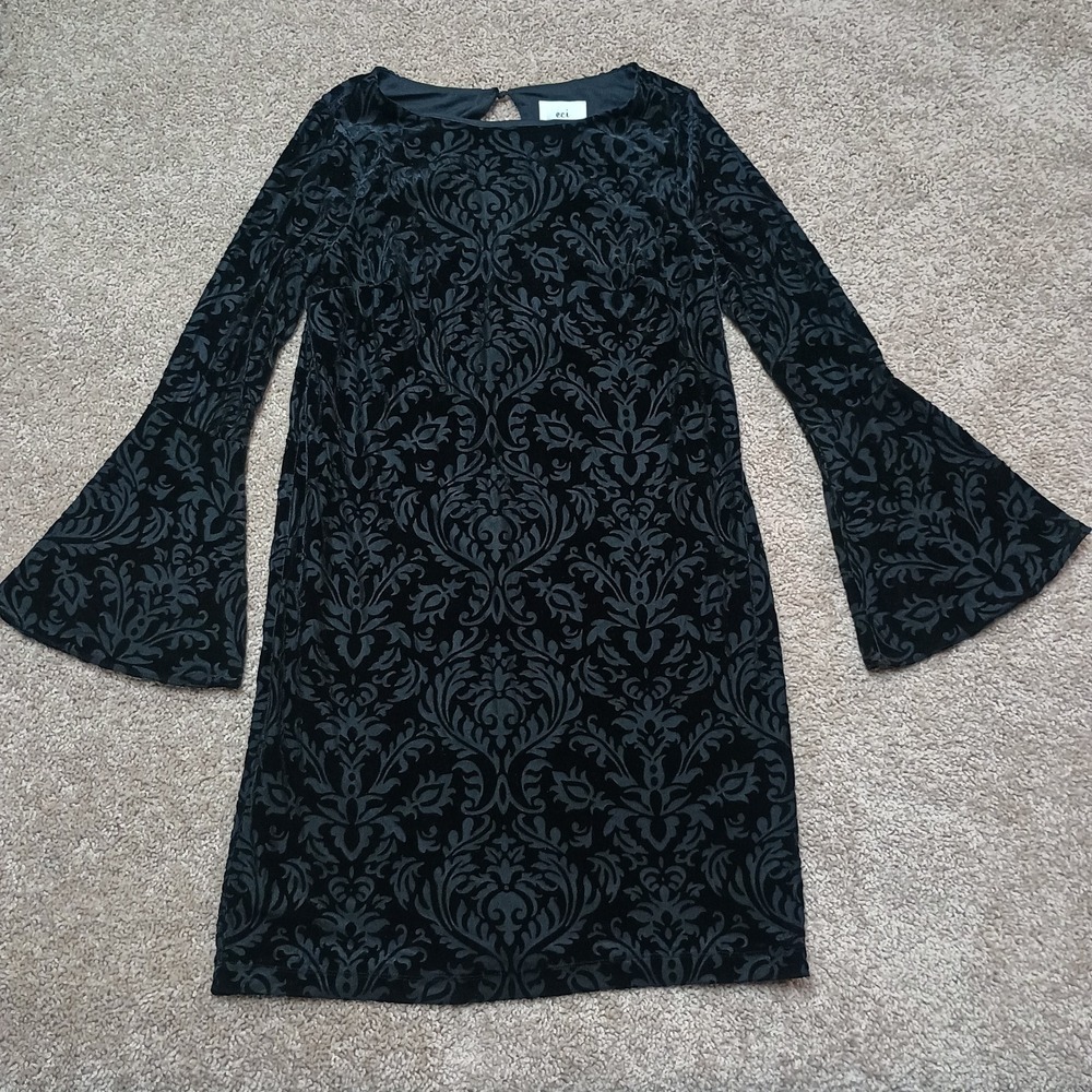 Eci New York Black Velvet Floral Bell Sleeve Witch Halloween Dress Small